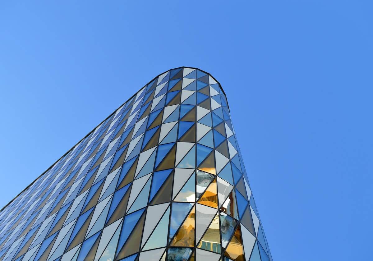 半岛体育：海风之力，成就健康生活的品牌叙事